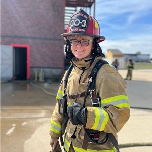 Meet your Posher, Lily